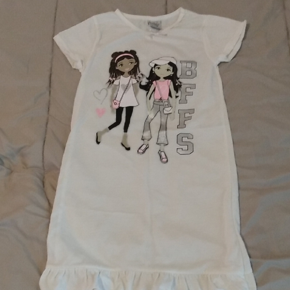 White BFFs Graphic Nightgown